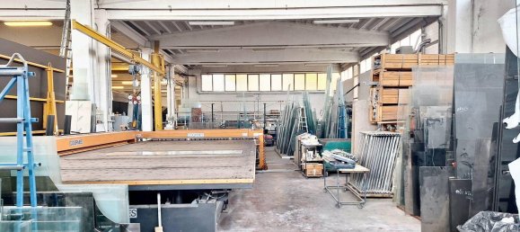 Escritório de 8 divisões em Umbertide, Italy N.º 51644 5