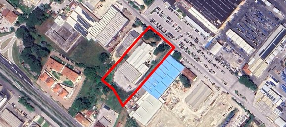 Escritório de 8 divisões em Umbertide, Italy N.º 51644 20