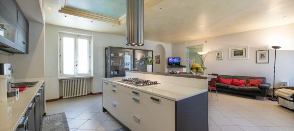 15 rooms Villa in Lazise, Italy No. 9276 24