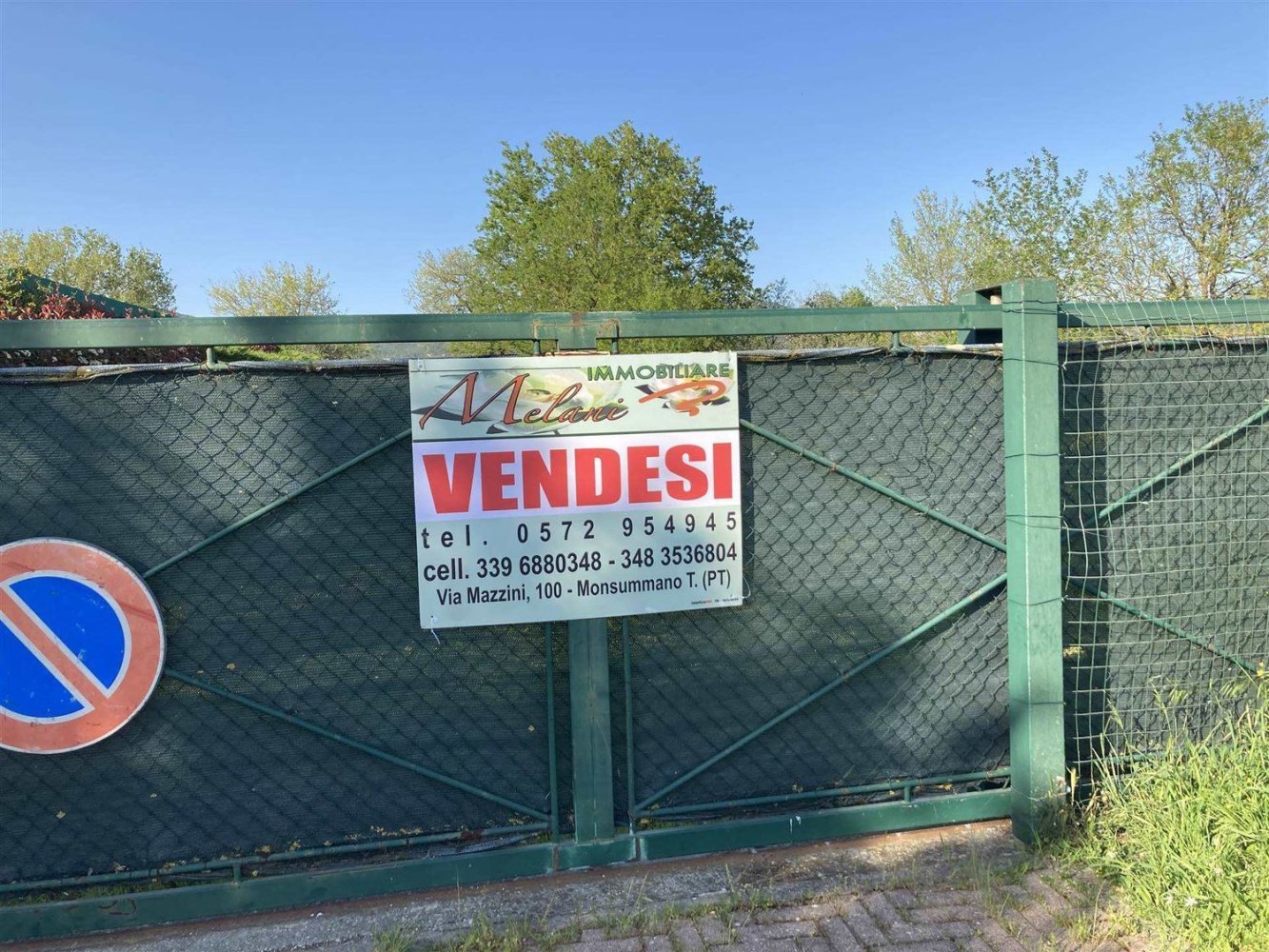 Terreno en Monsummano Terme, Italy 4585 m² No. 170609
