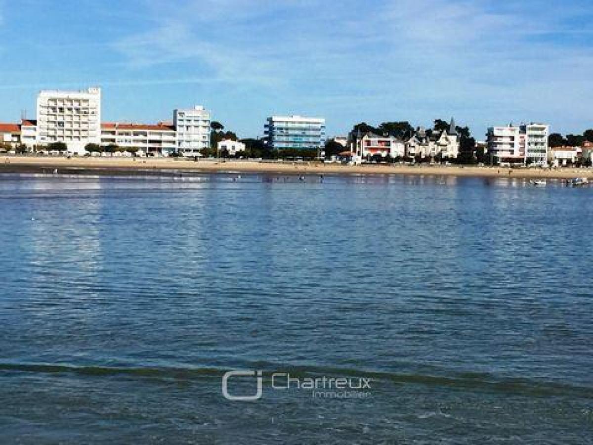 Condominio de 5 dormitorios en Royan, France No. 35414