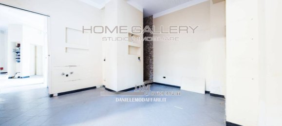 Gewerbliche Immobilie in Genoa, Italy 110m², Nr. 112292 19