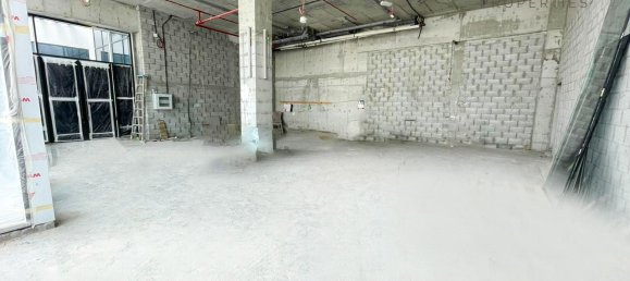 Tienda en Arjan, UAE 73.4 m² No. 54733 2