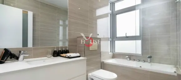 3 bedrooms Apartment in District 7, Vietnam No. 10075 8