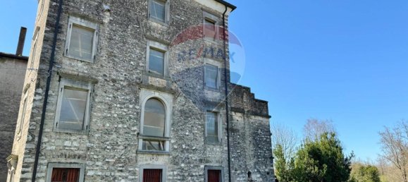 4 rooms Castles in Udine, Italy No. 81869 2