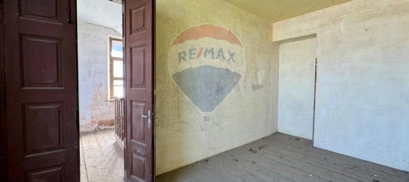 4 rooms Castles in Udine, Italy No. 81869 7