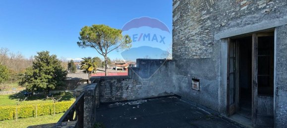 4 rooms Castles in Udine, Italy No. 81869 16