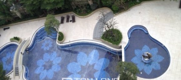 Apartamento de 4 dormitorios en Tay Ho, Vietnam No. 242 8