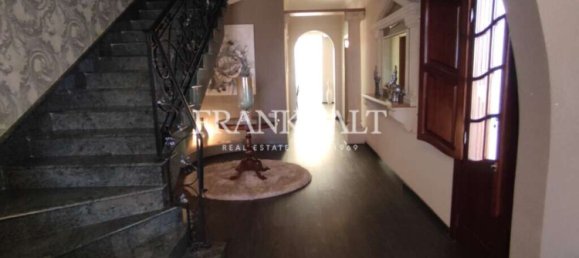 3 bedrooms House in Siggiewi, Malta No. 8358 11