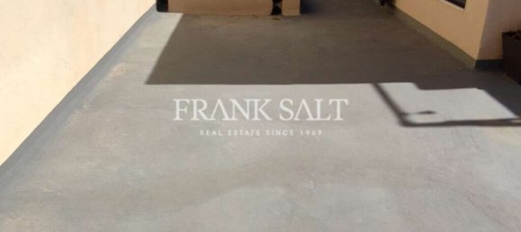 3 bedrooms House in Siggiewi, Malta No. 8358 31