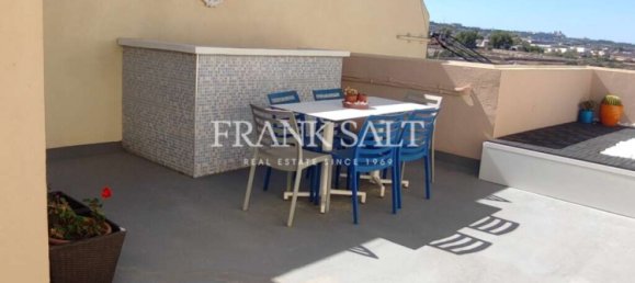 3 bedrooms House in Siggiewi, Malta No. 8358 27