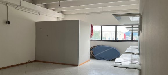 Imóvel comercial em San Martino Buon Albergo, Italy 55 m² N.º 300138 2