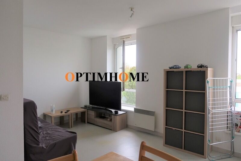 15 rooms Commercial property in Mont-Saint-Martin, France No. 331286