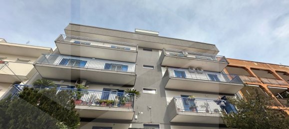 3 rooms Apartment in Capurso, Italy No. 23275 12