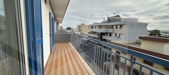 3 rooms Apartment in Capurso, Italy No. 23275 11