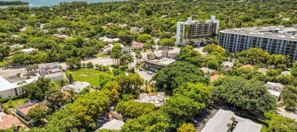 3 dormitorios villa en venta en Miami, Miami-Dade, Florida, USA № 615333 27