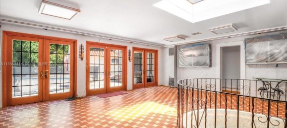 3 dormitorios villa en venta en Miami, Miami-Dade, Florida, USA № 615333 12
