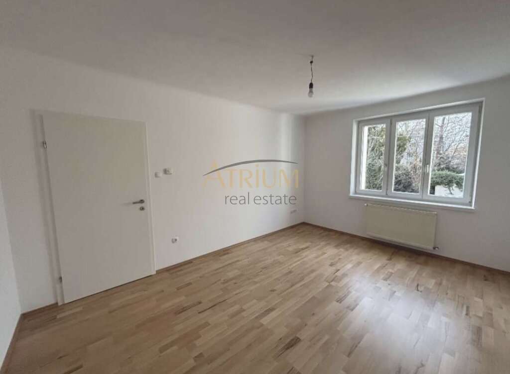 2 rooms Apartment in Hietzing, Austria No. 36128
