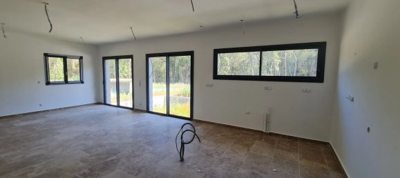 3 bedrooms Villa in Prunelli-di-Fiumorbo, France No. 257906 4