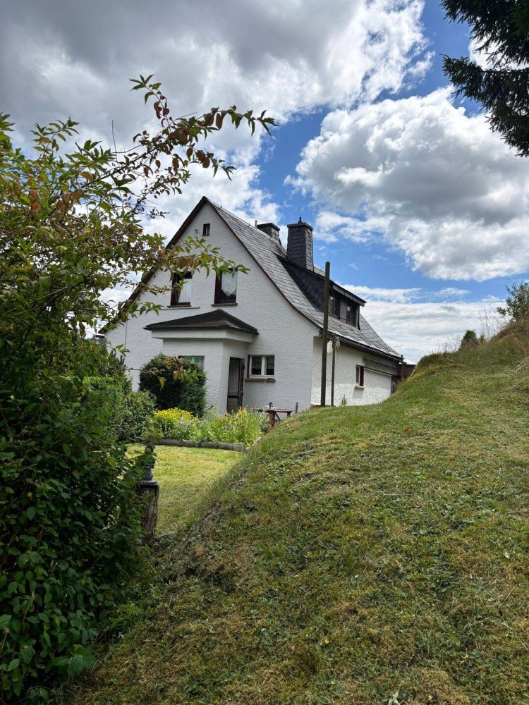 5-Zimmer Haus in Sonneberg, Germany, Nr. 244057