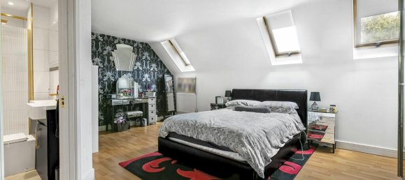 6 bedrooms House in Enfield, United Kingdom No. 6590 37