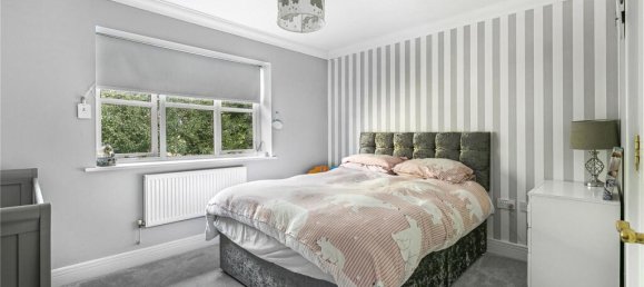 6 bedrooms House in Enfield, United Kingdom No. 6590 34