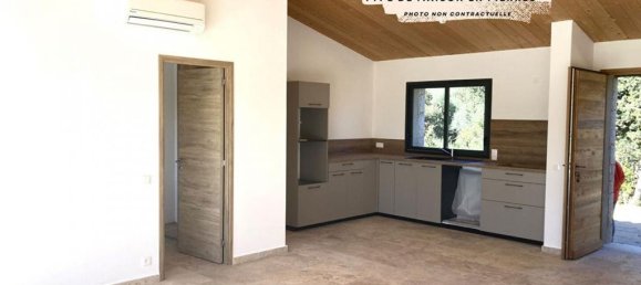 2 bedrooms Villa in Porto-Vecchio, France No. 350726 6