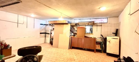 1 room Garage in Albenga, Italy No. 381049 4