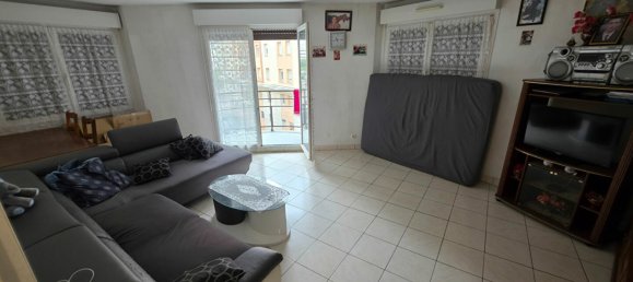 3 bedrooms Apartment in Rouen, France No. 297313 2