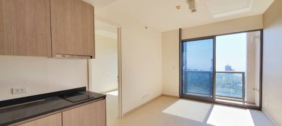 2 bedrooms Condo in Pattaya, Thailand No. 5346 13