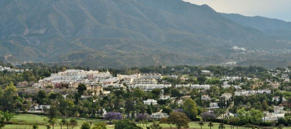 4 Schlafzimmer Haus in Estepona, Spain, Nr. 119923 11