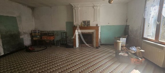 Casa de 4 dormitorios en Saint-Julien-de-Chedon, France No. 253161 4