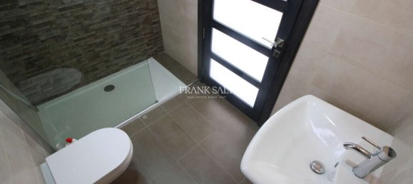 1 chambre Penthouse à Rabat, Malta No. 4075 12