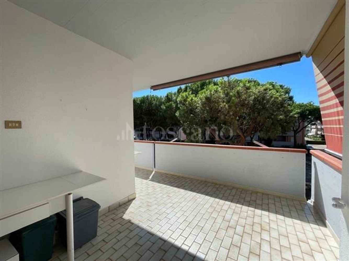 2 bedrooms Apartment in Martinsicuro, Italy No. 375897