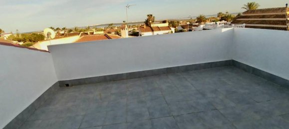 Villa de 4 dormitorios en Ciudad Quesada, Spain No. 8557 12