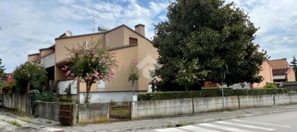 5غرفة منزل في Udine, Italy رقم 309353 29