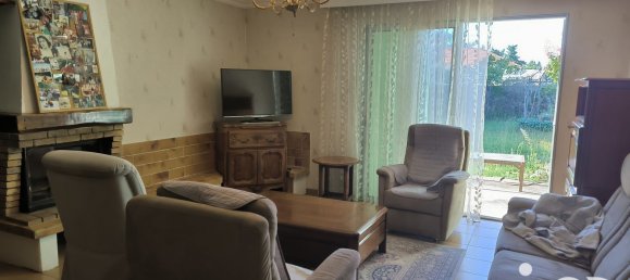 3 bedrooms House in Sorgues, France No. 343635 8