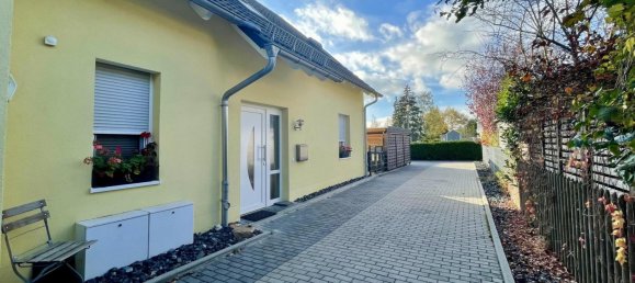 5 rooms Townhouse in Zwickau, Germany No. 15223 3