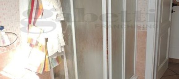 Дом с 4 комнатами в Фьюмичино, Италия № 212409 13