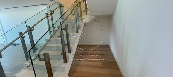 3 bedrooms Bungalow in Abu Dhabi, UAE No. 29475 8