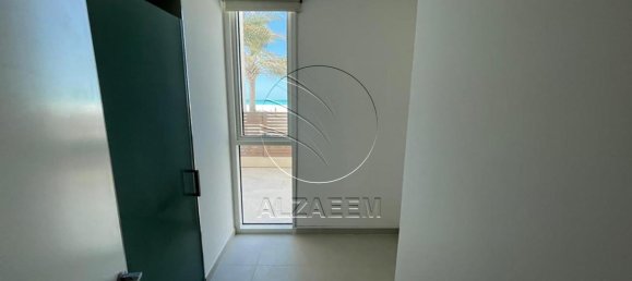 3 bedrooms Bungalow in Abu Dhabi, UAE No. 29475 11