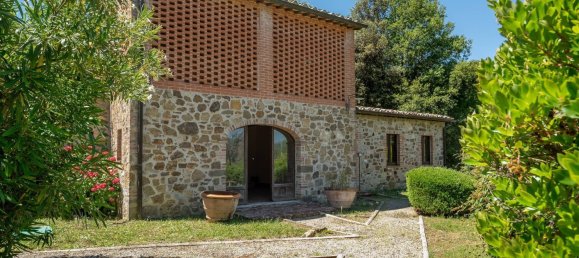 Terreno de 14 dormitorios en Radda in Chianti, Italy No. 57170 48