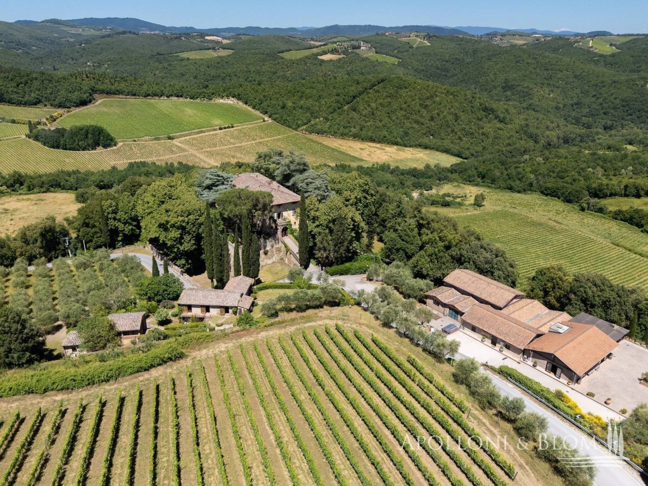 Terreno de 14 dormitorios en Radda in Chianti, Italy No. 57170