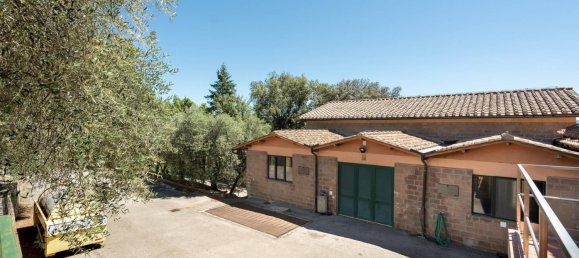 Terreno de 14 dormitorios en Radda in Chianti, Italy No. 57170 20