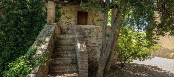 Terreno de 14 dormitorios en Radda in Chianti, Italy No. 57170 46