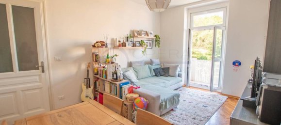 2 bedrooms Apartment in Trieste, Italy No. 300221 3