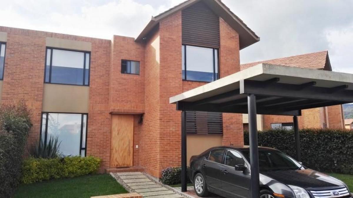 Casa T3 em Cundinamarca, Colombia N.º 2320