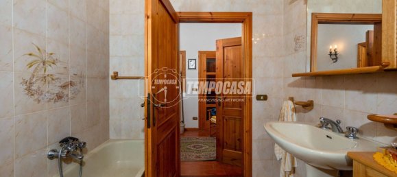 Casa de 2 dormitorios en Guiglia, Italy No. 119247 11