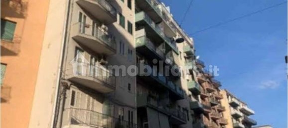 2 Schlafzimmer Wohnung in Catania, Italy, Nr. 321133 11