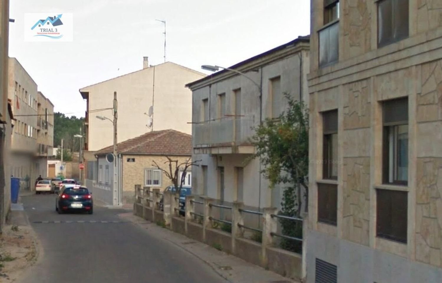 19m² Garage in Villamayor, Spain No. 231300